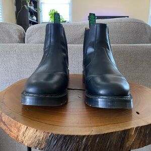 Worn a few times, like new.